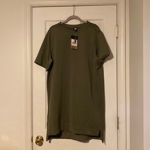 Knit Tunic, Burnt Olive Green Color, Model: Urban Explorer